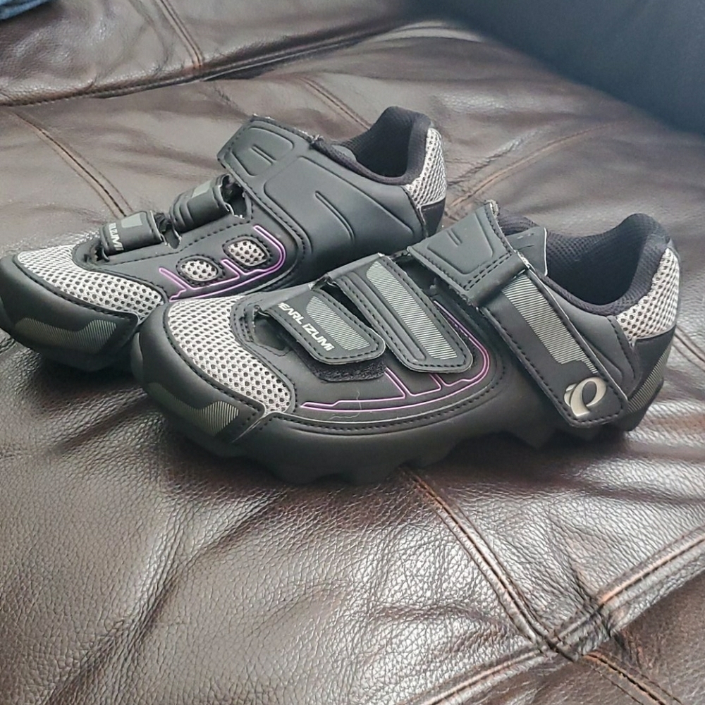 Spin shoes